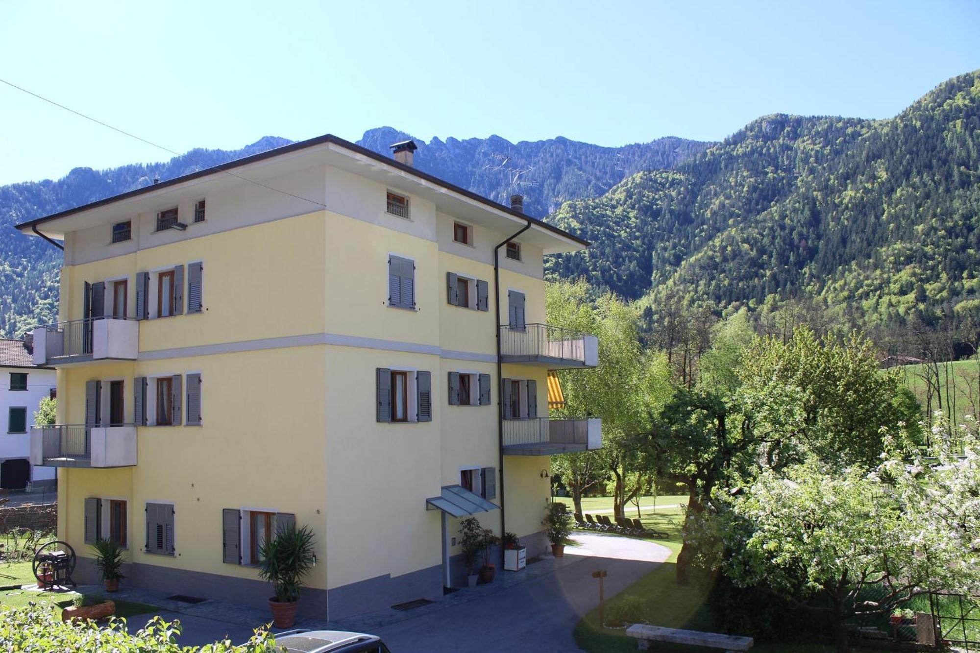 Residence Zecchini Tiarno di Sotto Extérieur photo